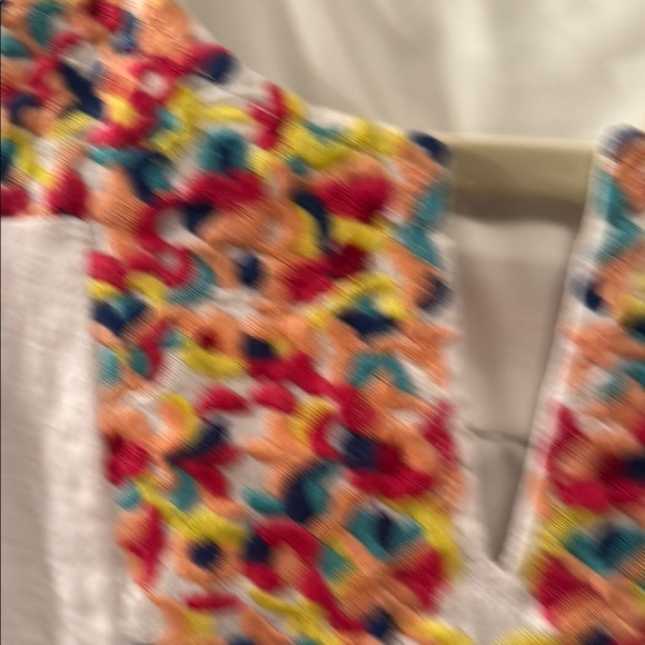 White Woman’s Dress with Colorful Embroidery - Picture 9 of 16